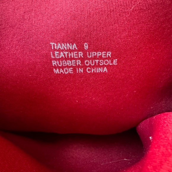 RARE Steve Madden Red TIANNA Boots - Picture 3 of 4
